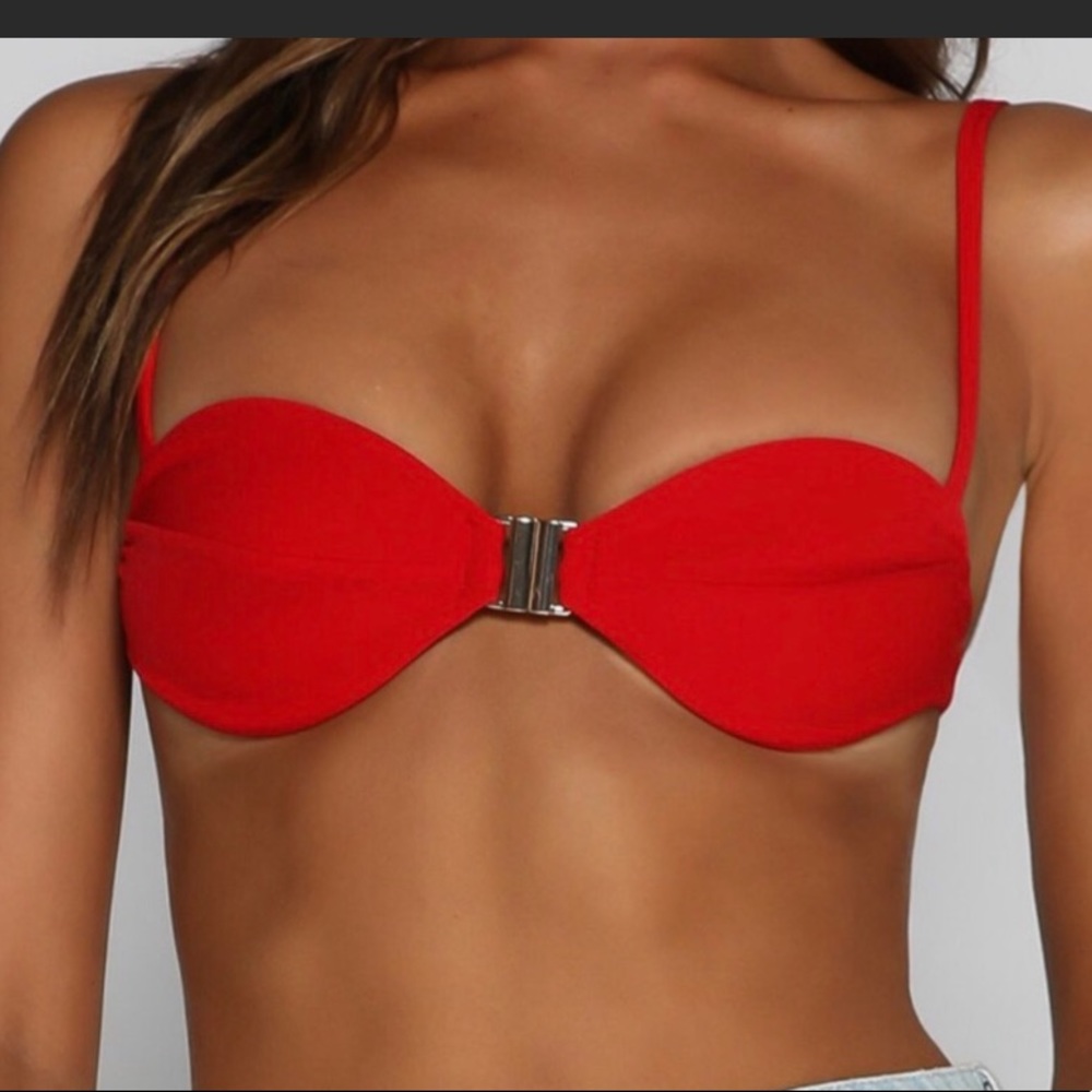 Meshiki Bralette top 🍒Bright Red Gold snap closure Crop from Australia